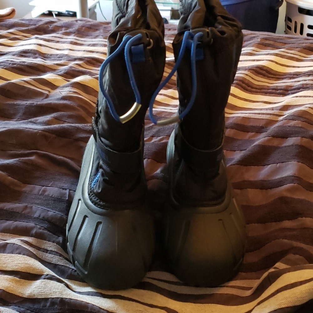 Sorel kids snow boots